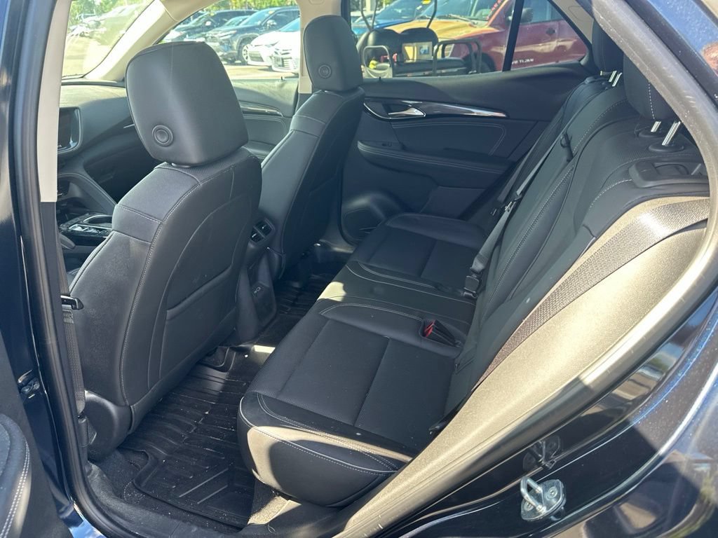 Used 2021 Buick Envision Essence AWD/4WD image 10