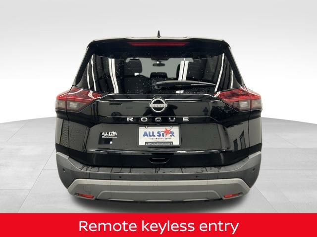 Used 2023 Nissan Rogue S image 9