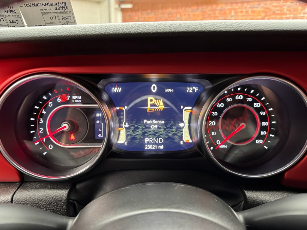 Used 2022 Jeep Wrangler Rubicon w/ Cold Weather Group AWD/4WD image 17