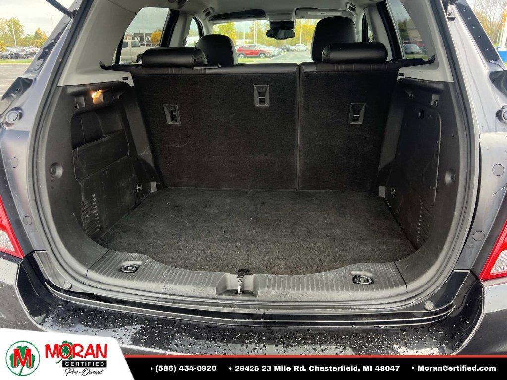 Used 2020 Chevrolet Trax LT w/ LT Convenience Package FWD image 11