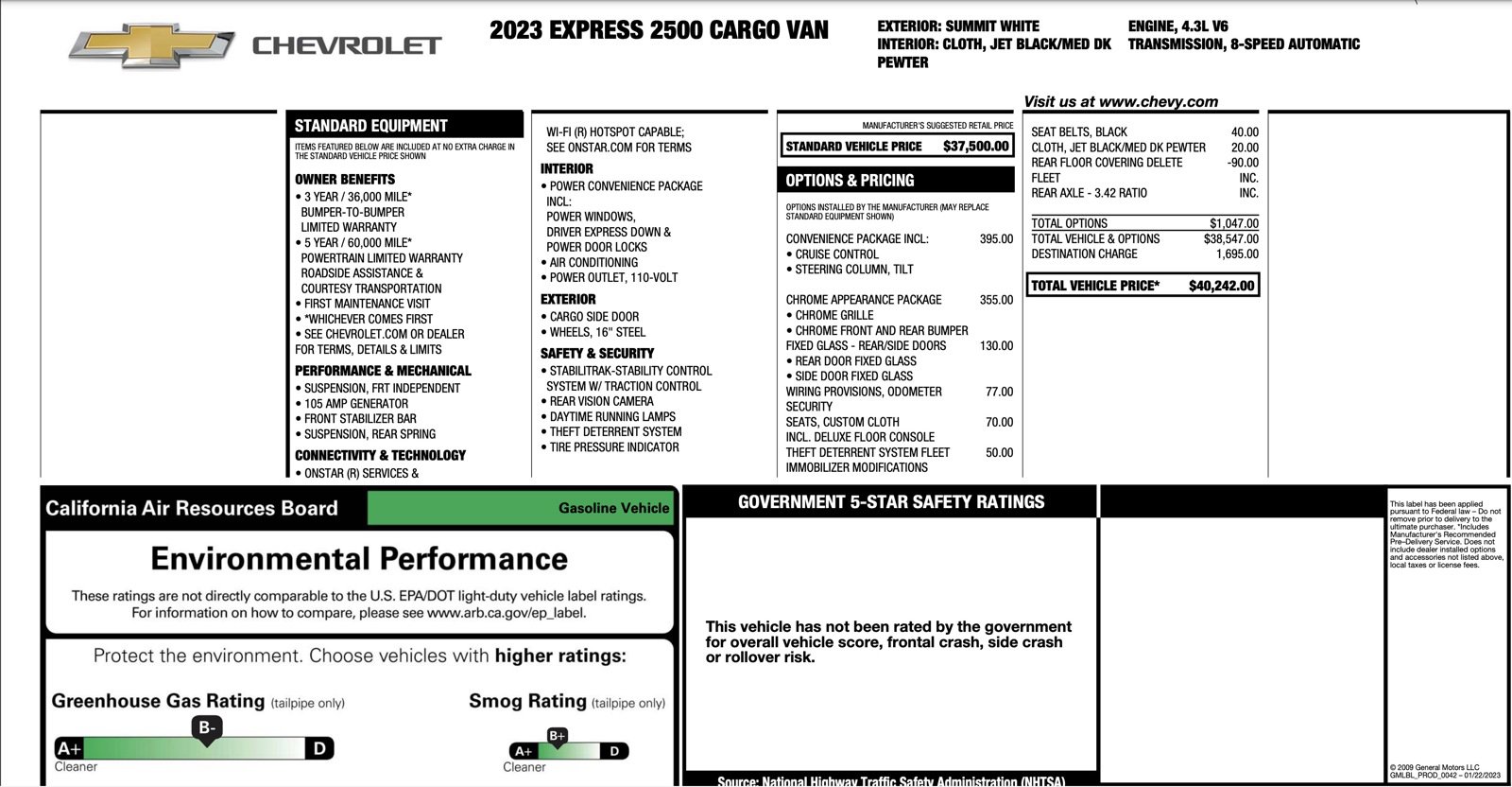 Used 2023 Chevrolet Express 2500 w/ Driver Convenience Package RWD image 4