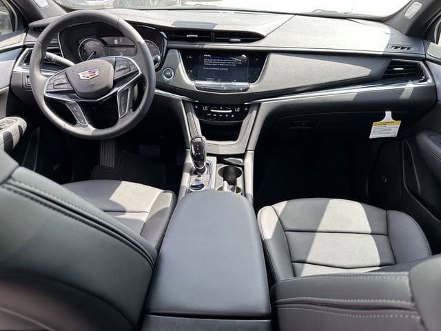 New 2026 Cadillac XT5 Premium Luxury image 7