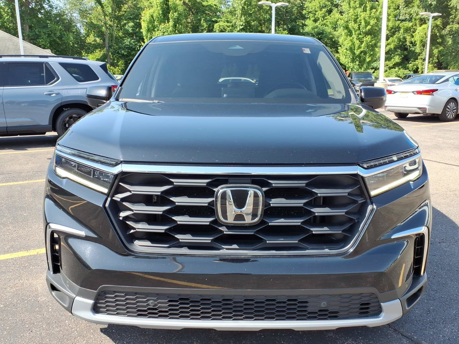 Used 2023 Honda Pilot EX-L image 2