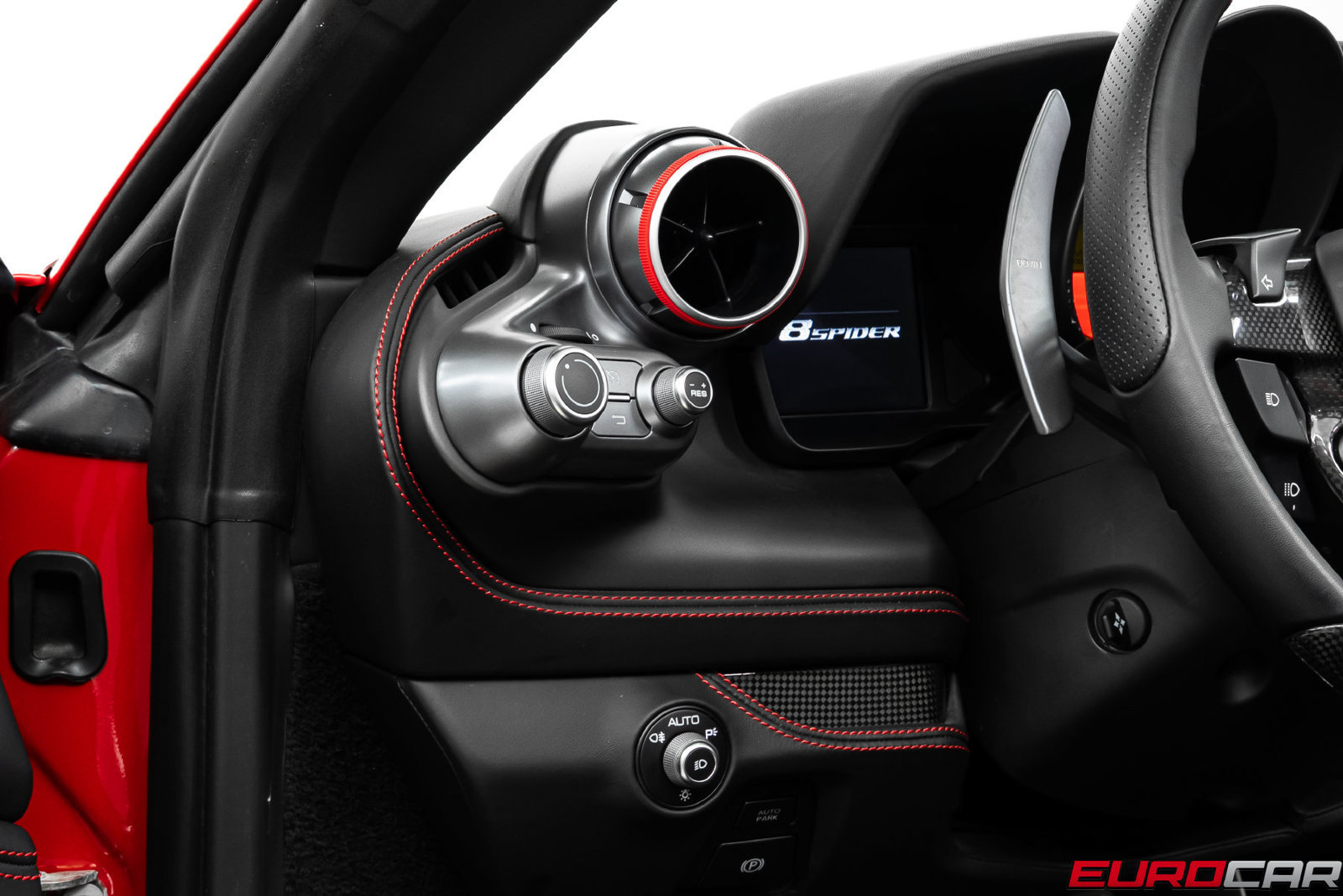 Used 2021 Ferrari F8 Tributo RWD image 32