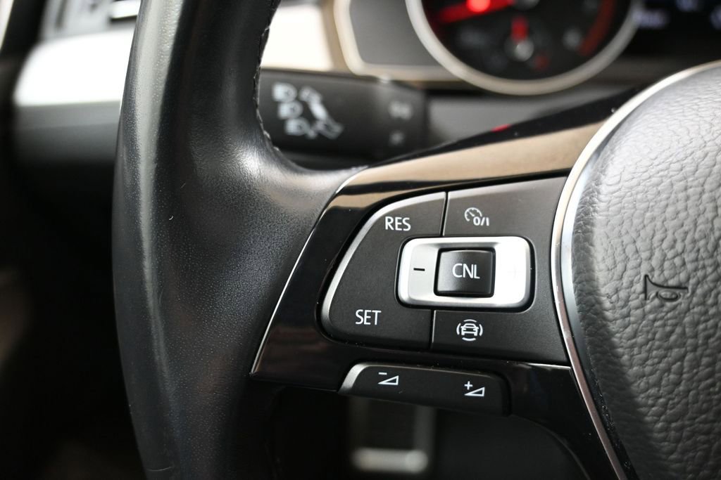 Used 2019 Volkswagen Arteon SE FWD image 26