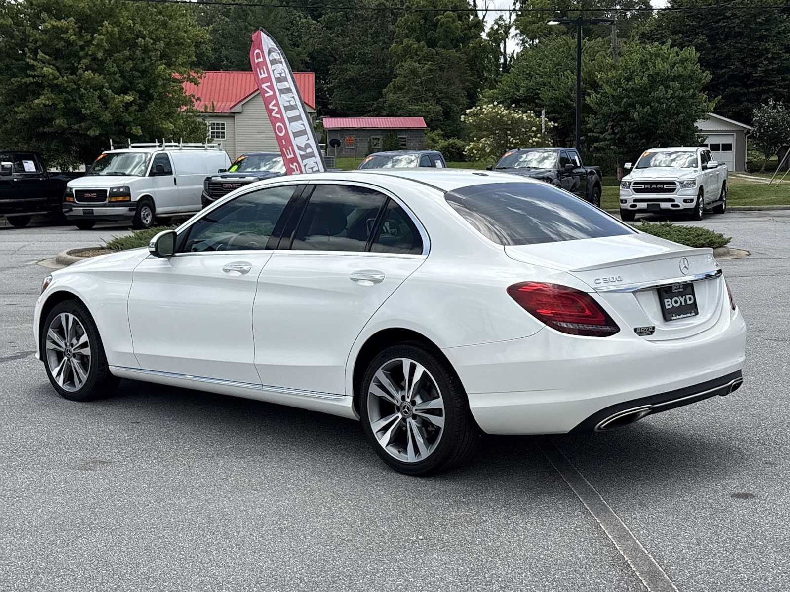 Used 2019 Mercedes-Benz C 300 4MATIC Sedan image 8