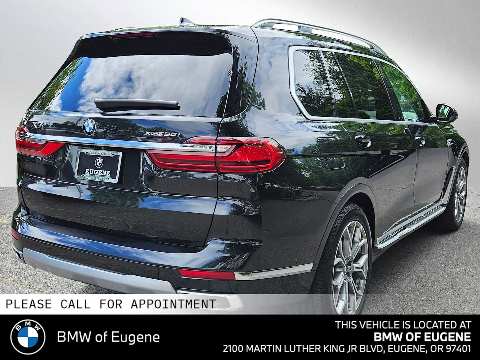 Used 2019 BMW X7 xDrive50i w/ Cold Weather Package AWD/4WD image 3