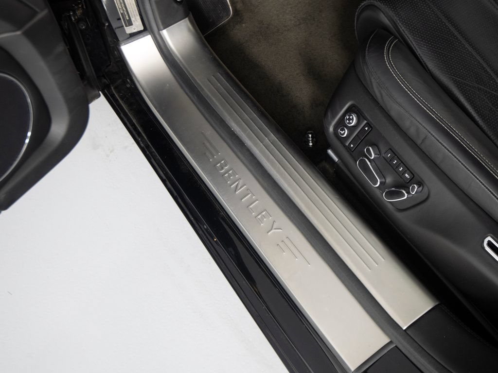 Used 2015 Bentley Flying Spur V8 AWD/4WD image 14
