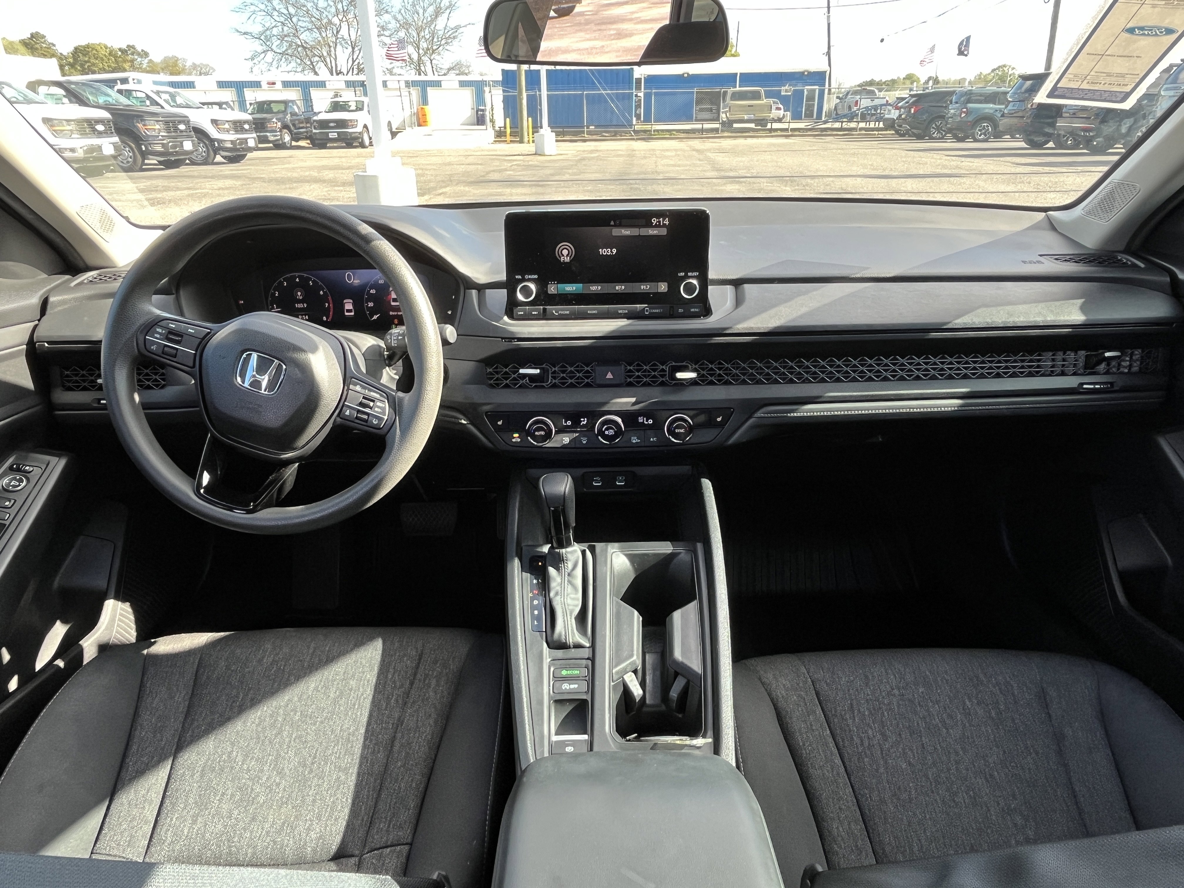 Used 2025 Honda Accord SE image 32