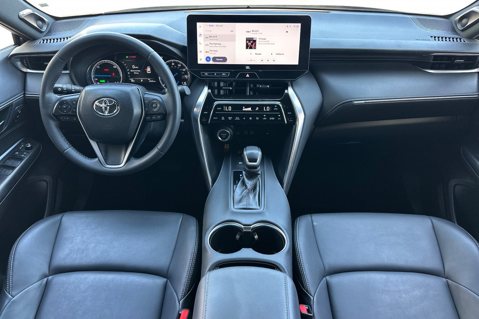 Certified 2023 Toyota Venza XLE AWD/4WD image 13