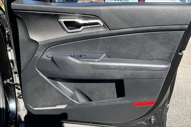 Used 2024 Kia Sportage LX image 25