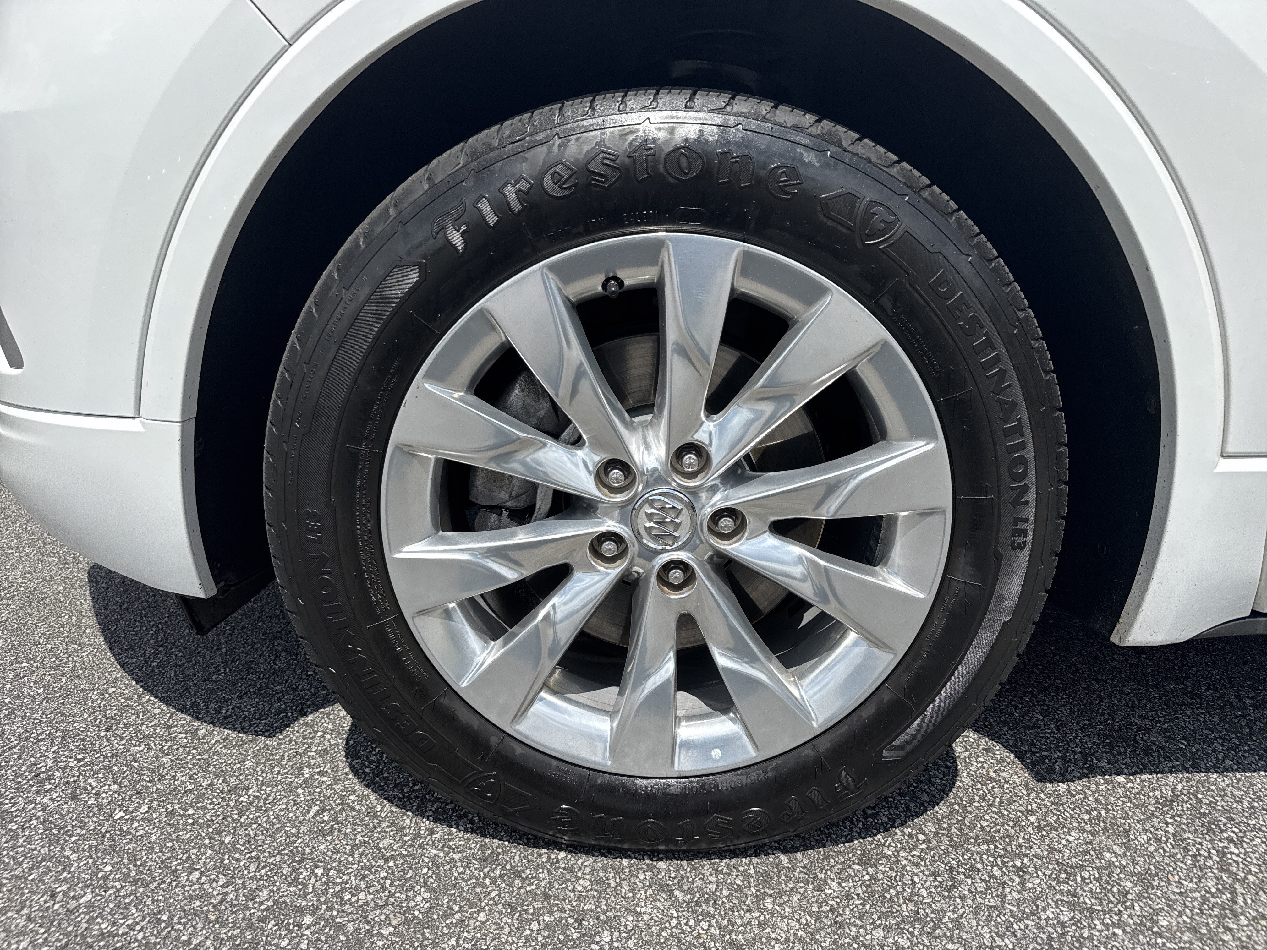 Used 2017 Buick Envision Essence FWD image 13