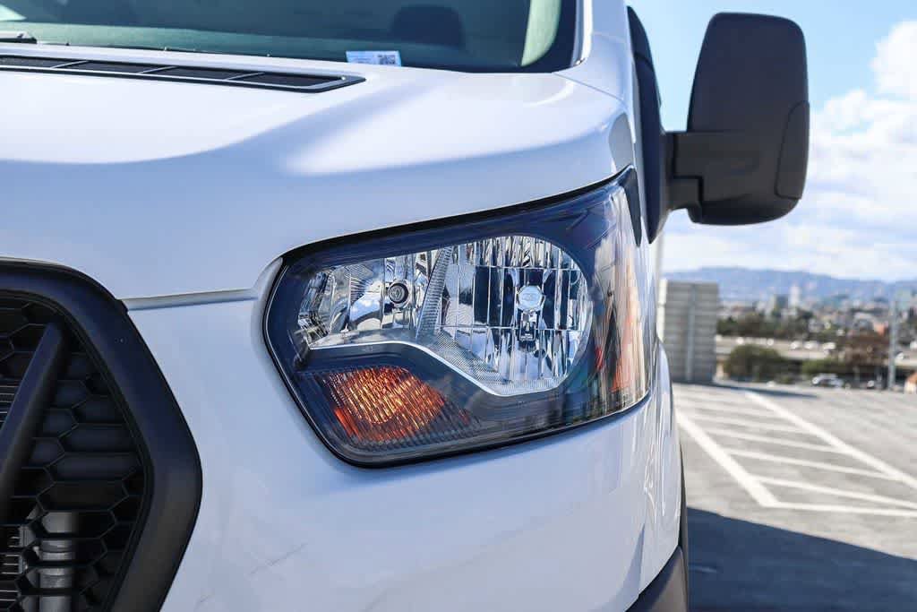 Used 2023 Ford Transit 350 XL image 9