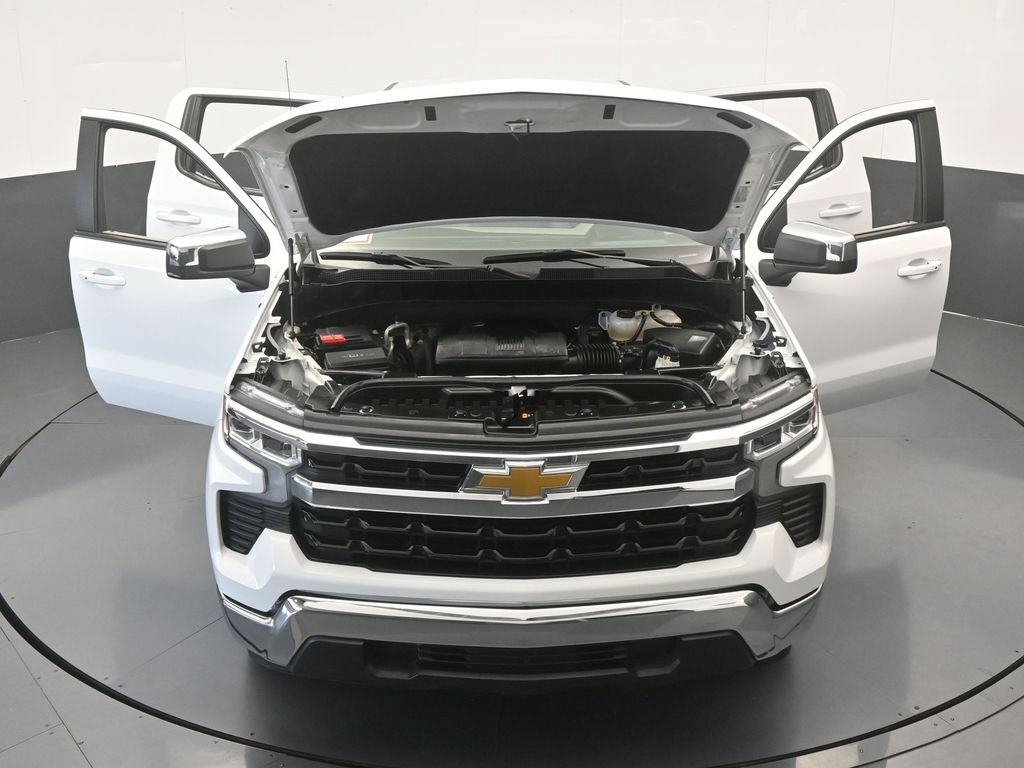 Used 2025 Chevrolet Silverado 1500 LT RWD image 57