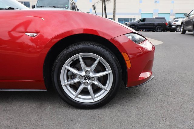Used 2016 MAZDA MX-5 Miata Sport image 24