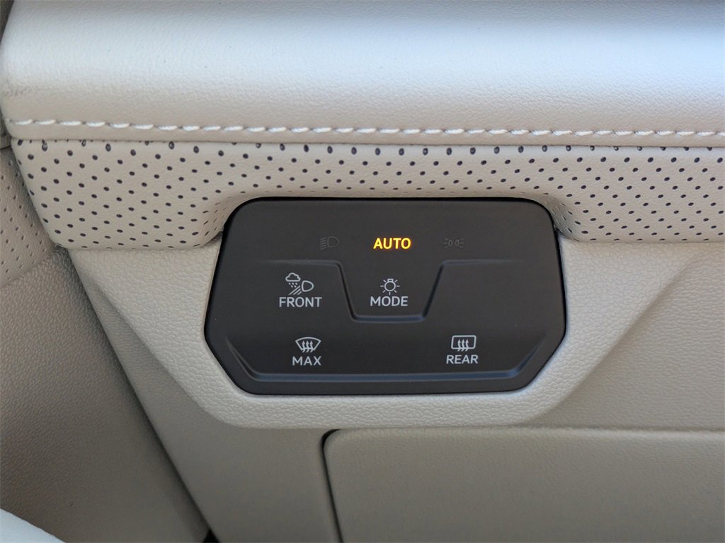 New 2026 Volkswagen Atlas SE image 27