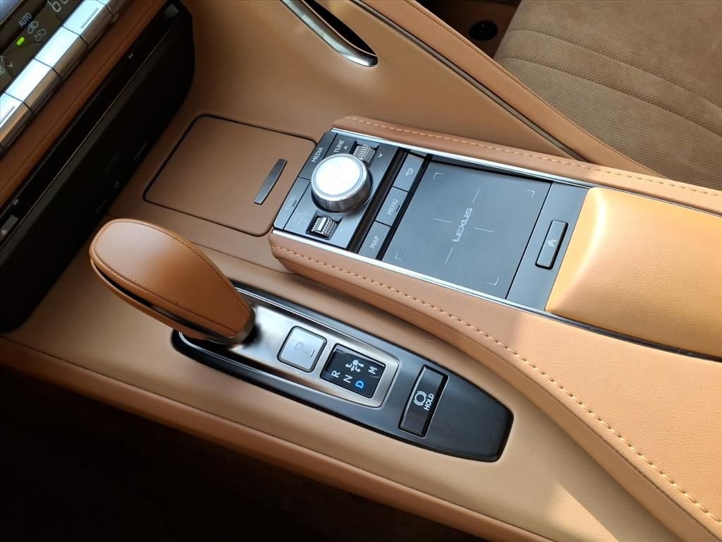 Used 2022 Lexus LC 500 Coupe w/ Sport Package RWD image 25