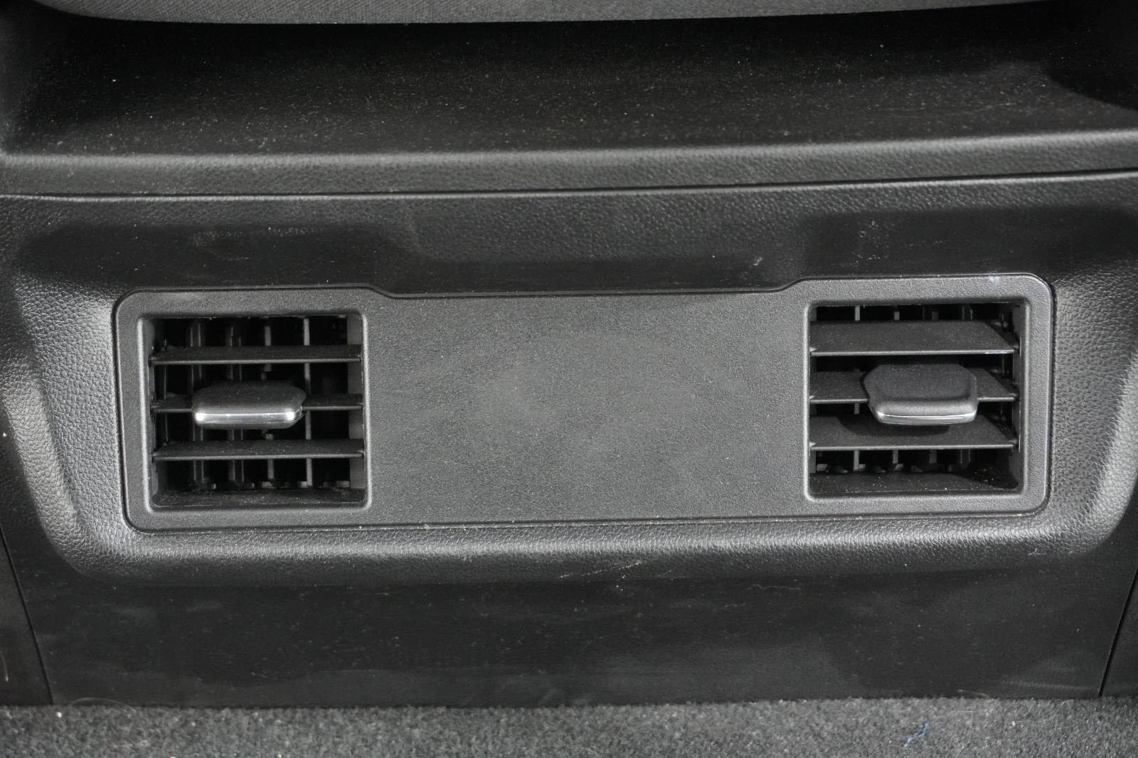 Used 2023 Chevrolet Silverado 1500 Custom image 28