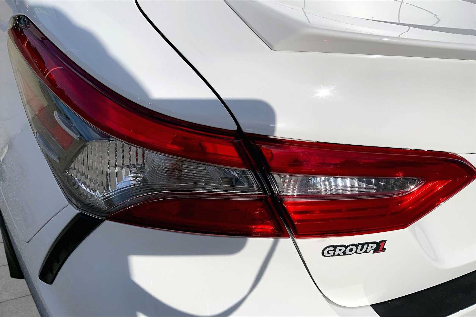 Used 2018 Toyota Camry SE FWD image 25