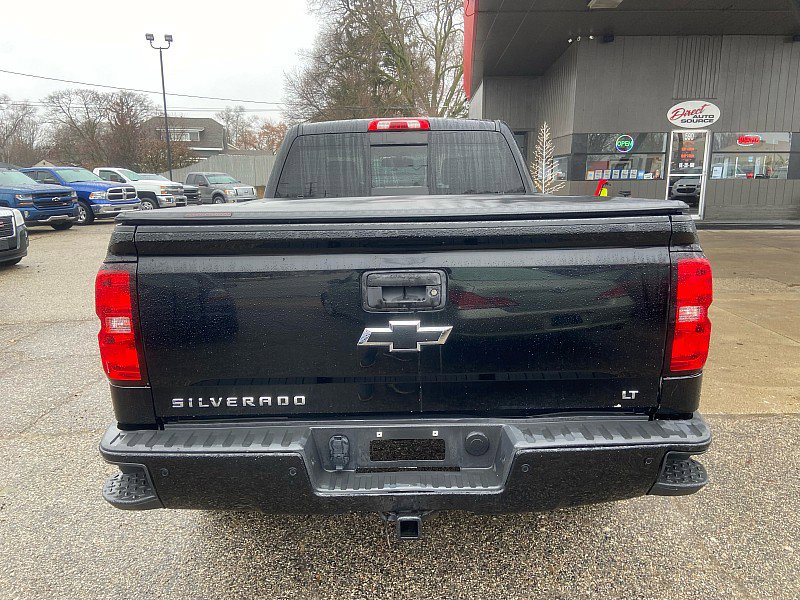 Used 2018 Chevrolet Silverado 1500 LT w/ Midnight Edition image 3
