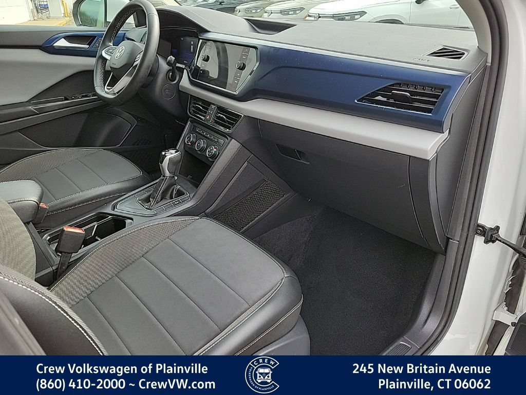 Certified 2022 Volkswagen Taos SE w/ Driver Assistance Package FWD image 46