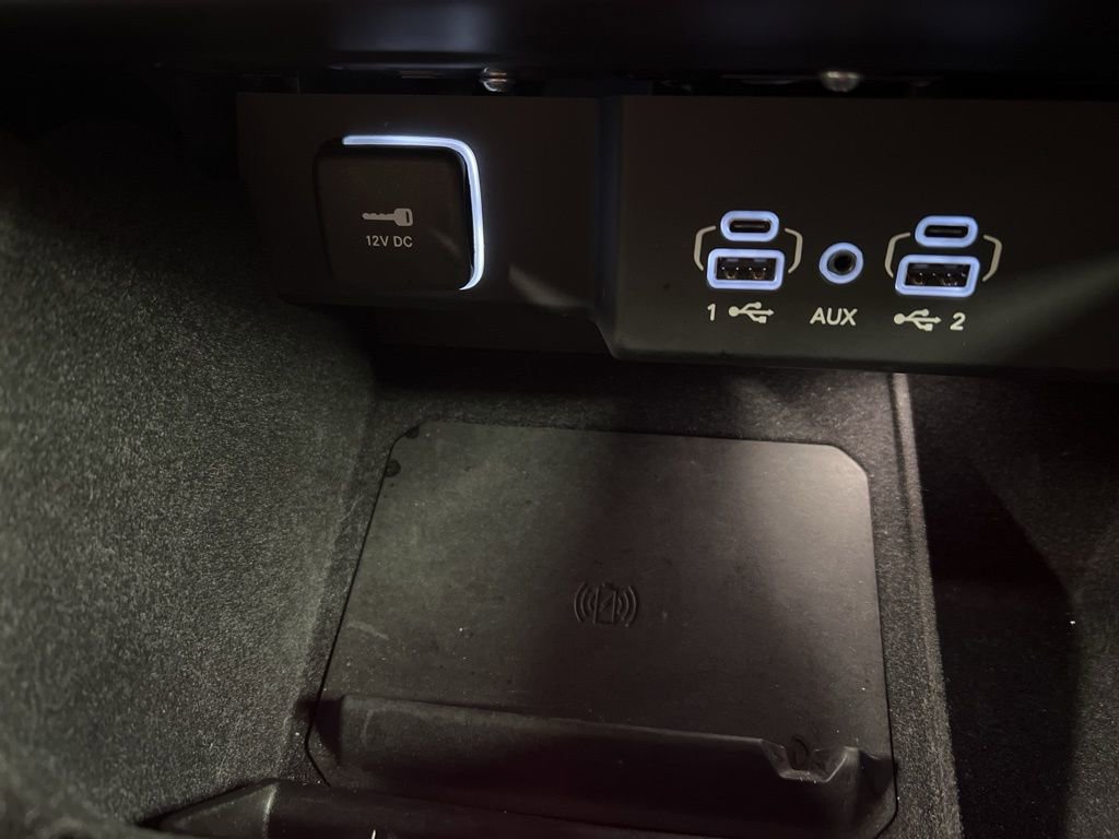 Used 2022 Jeep Wagoneer Series II AWD/4WD image 15