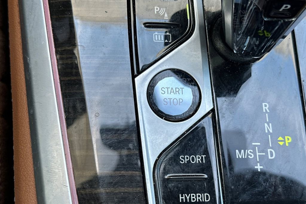 Used 2023 BMW X5 xDrive45e w/ Executive Package image 26