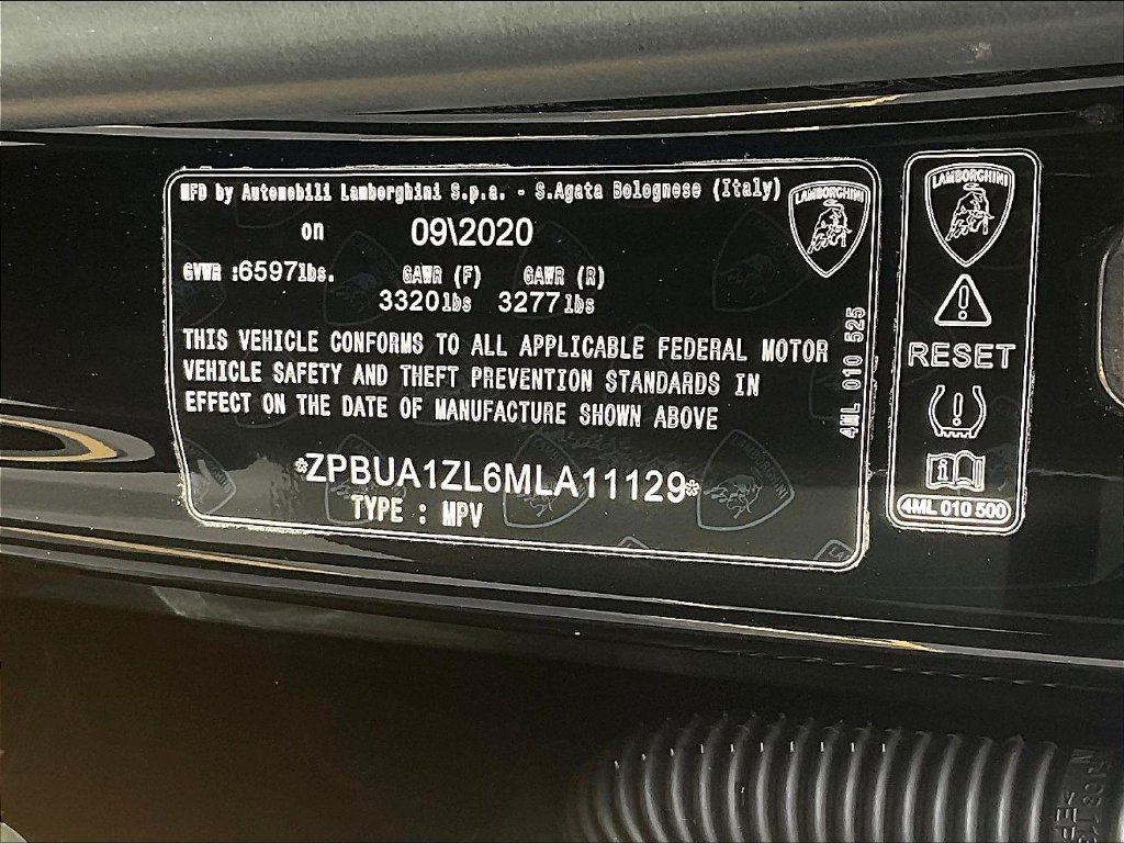 Used 2021 Lamborghini Urus AWD/4WD image 19