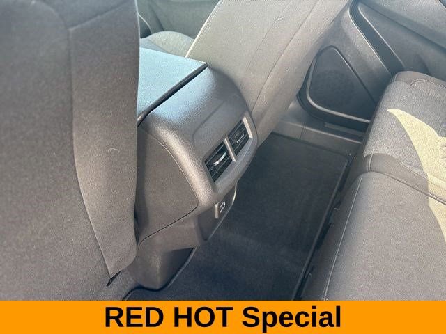 Used 2023 Chevrolet Equinox LT w/ Driver Convenience Package image 33