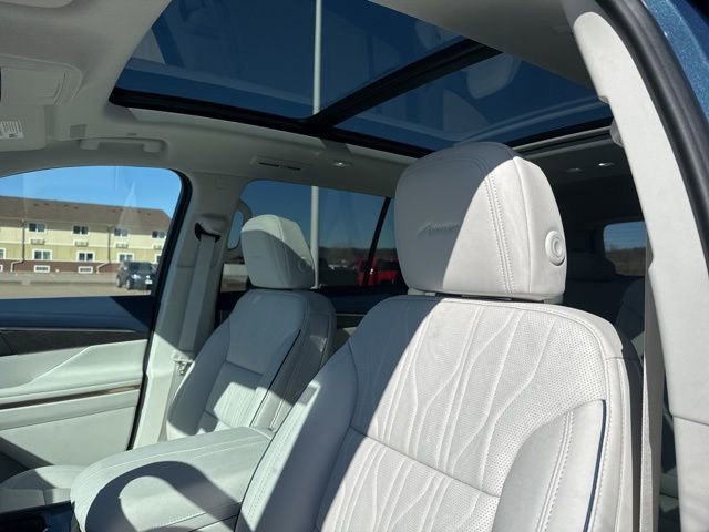 New 2026 Buick Enclave Avenir w/ Super Cruise Package AWD/4WD image 15