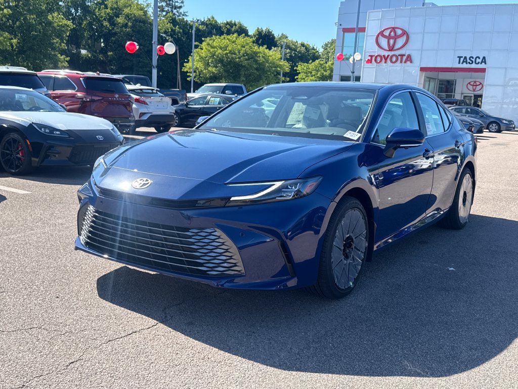 New 2026 Toyota Camry XLE w/ Premium Plus Package AWD/4WD image 3