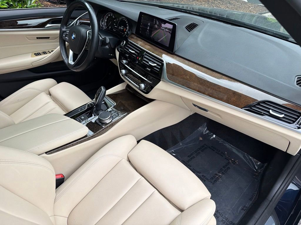 Used 2019 BMW 530e w/ Convenience Package RWD image 33