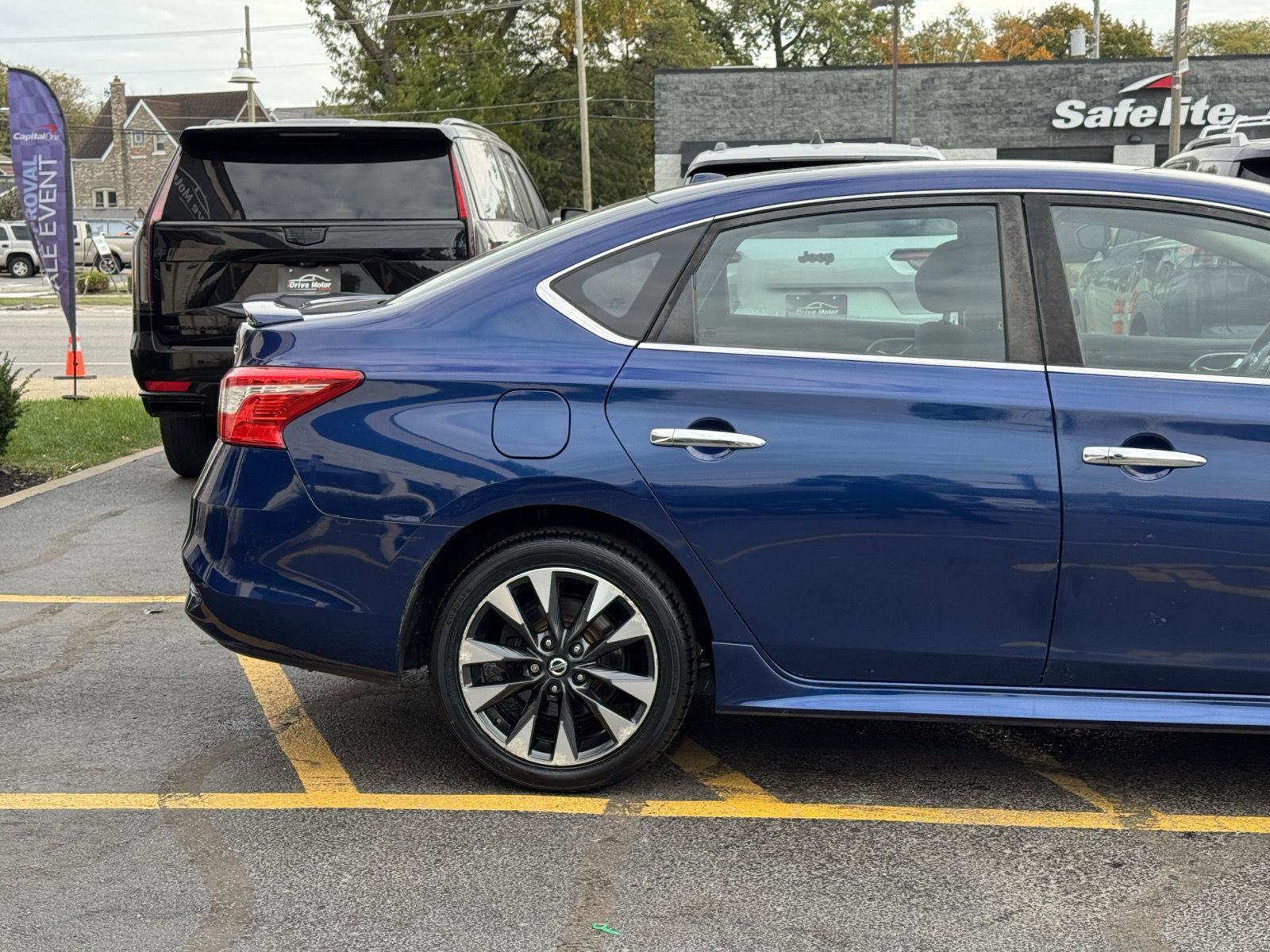 Used 2019 Nissan Sentra SR image 12