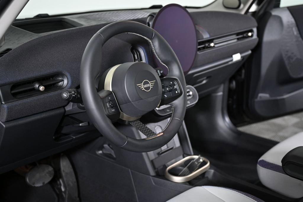 Used 2025 MINI Cooper S image 12