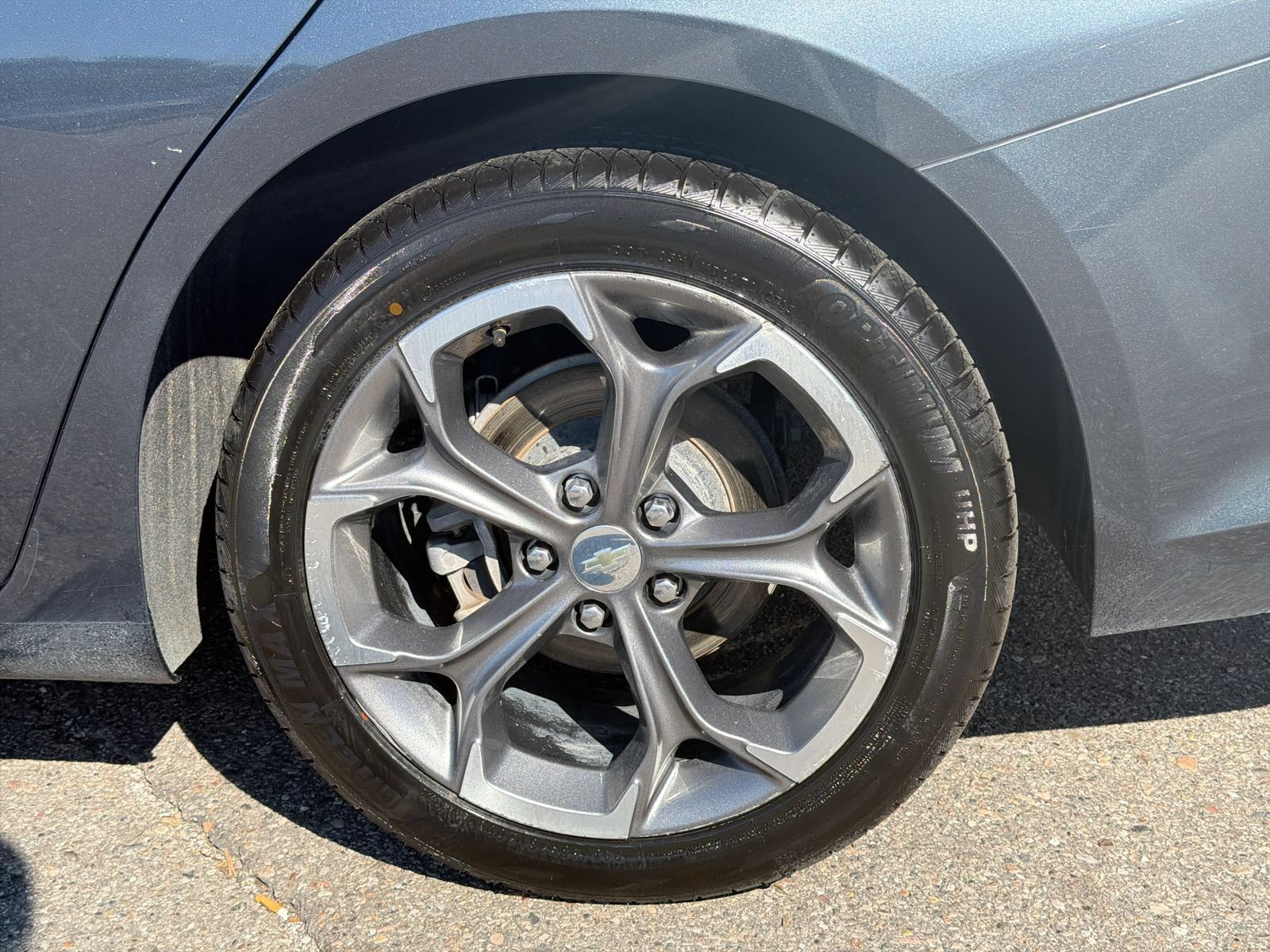 Used 2020 Chevrolet Malibu LT FWD image 17