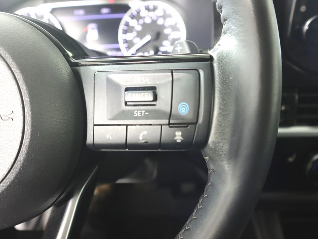 Used 2022 Nissan Pathfinder SL w/ SL Premium Package image 17