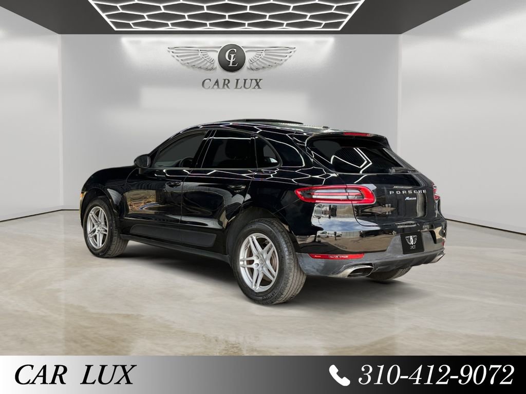 Used 2018 Porsche Macan AWD/4WD image 3