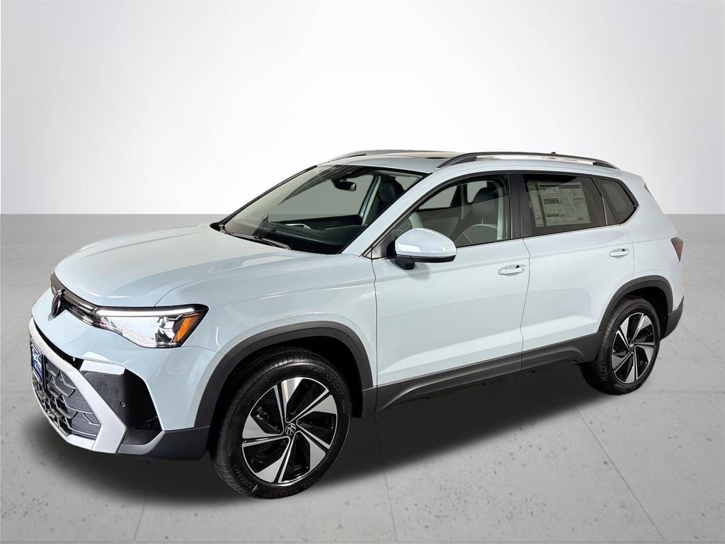 New 2025 Volkswagen Taos SE image 2