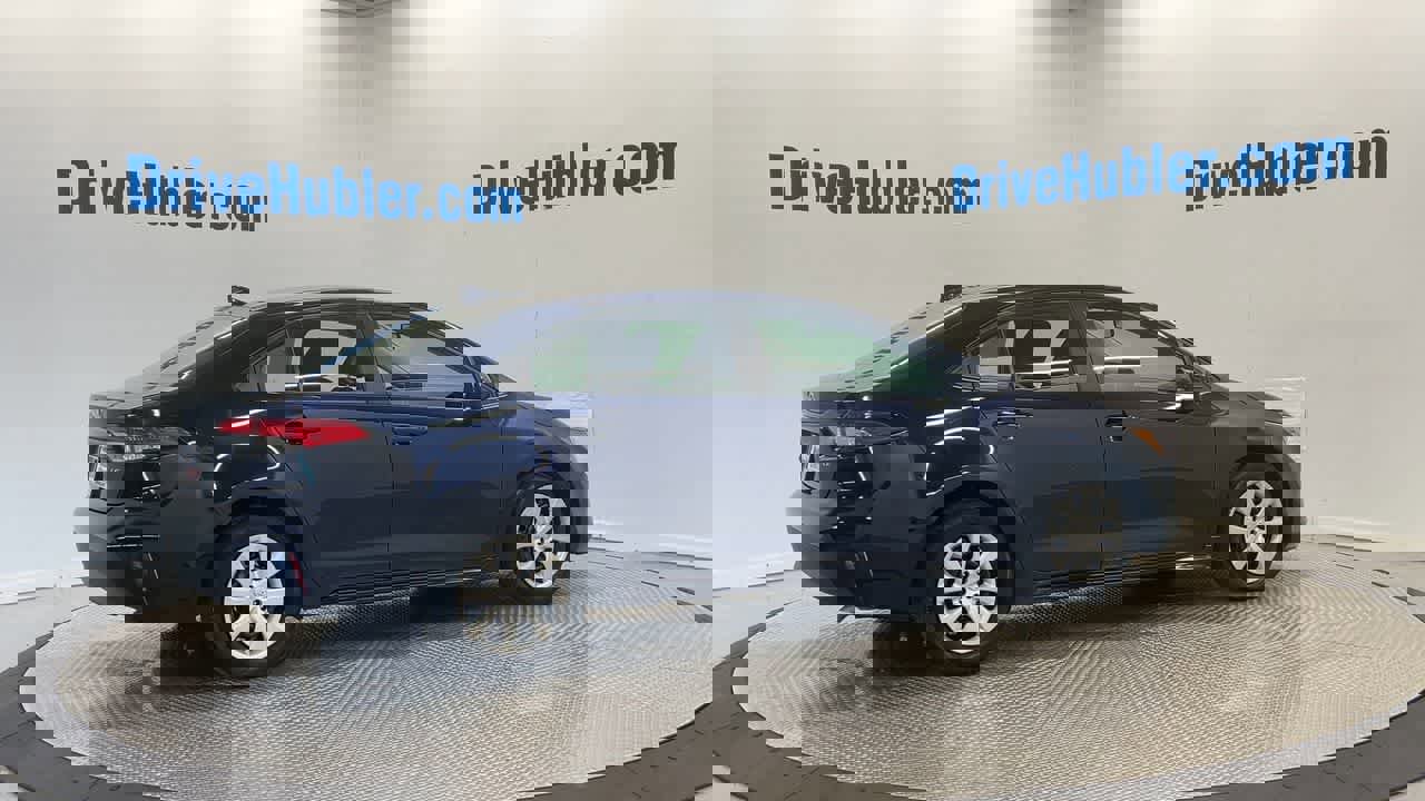 Used 2024 Toyota Corolla LE image 3