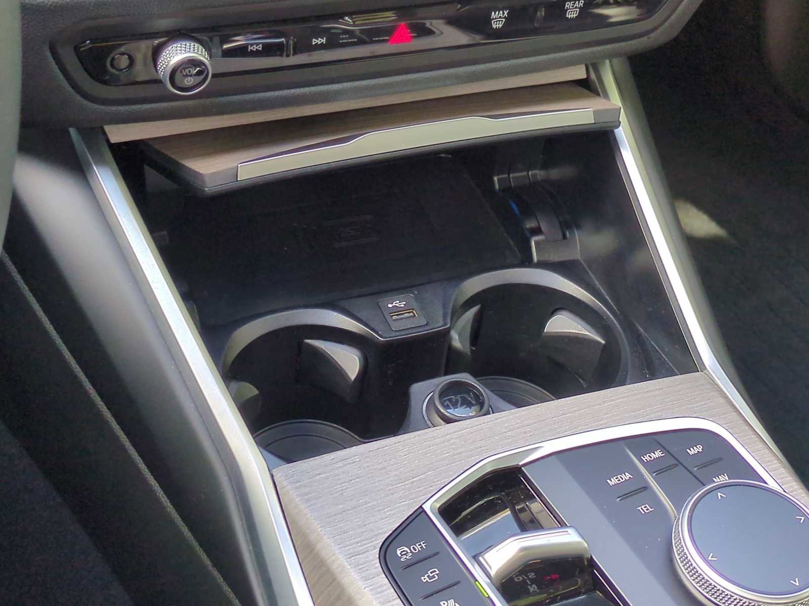 New 2025 BMW 330i xDrive Sedan w/ Premium Package image 33