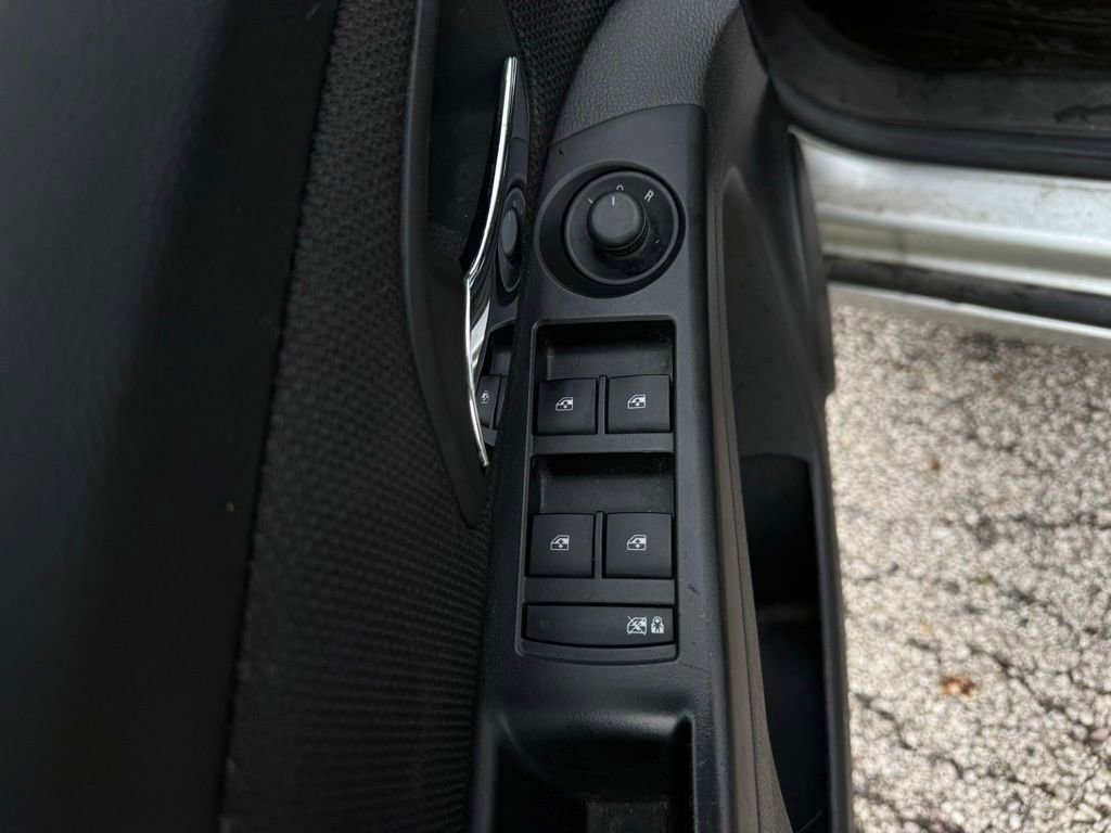 Used 2013 Chevrolet Cruze LT FWD image 16