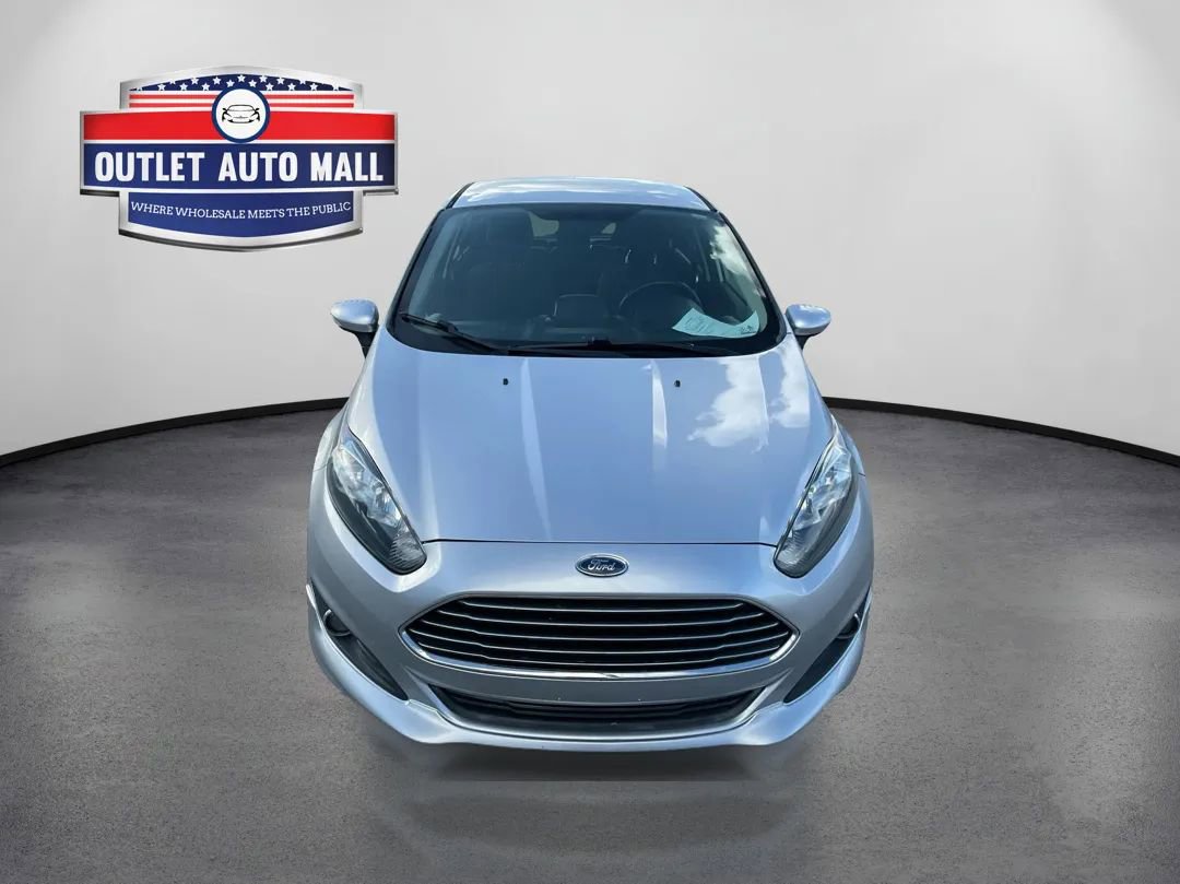 Used 2016 Ford Fiesta SE w/ Equipment Group 201A image 8