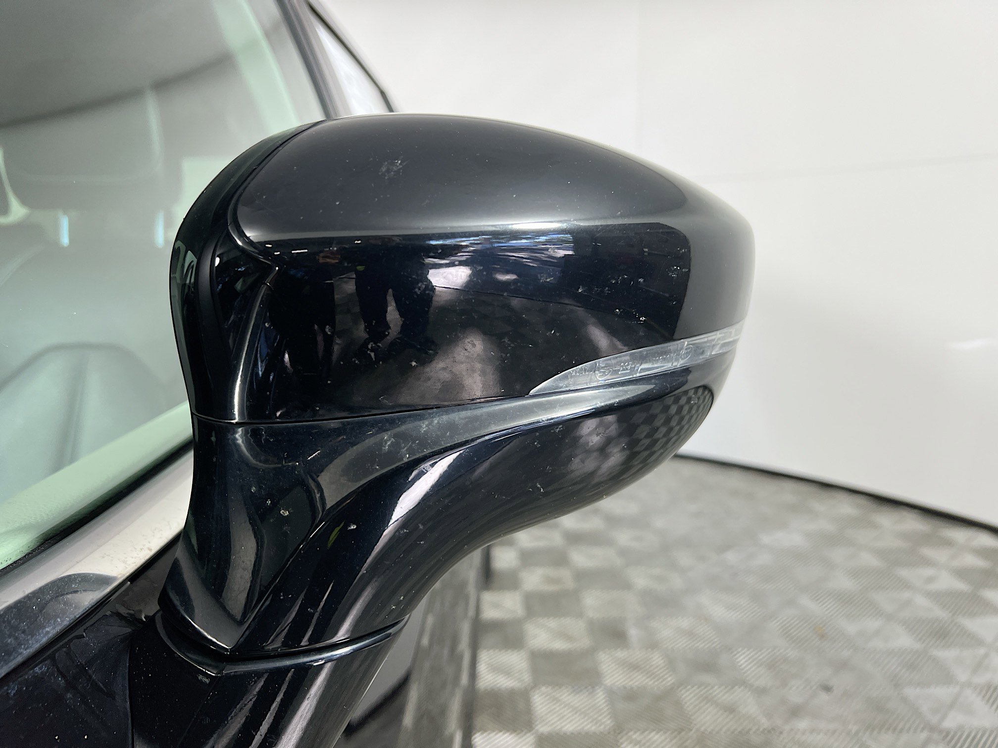 Used 2024 Chrysler Pacifica Touring-L image 13