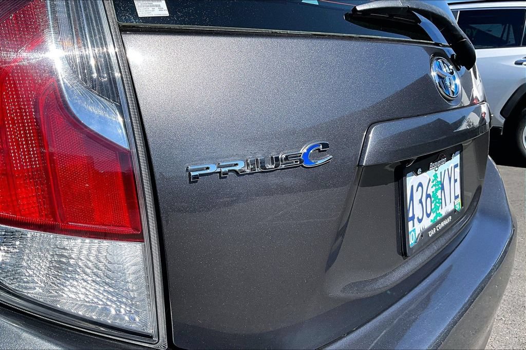 Used 2015 Toyota Prius C Two FWD image 32