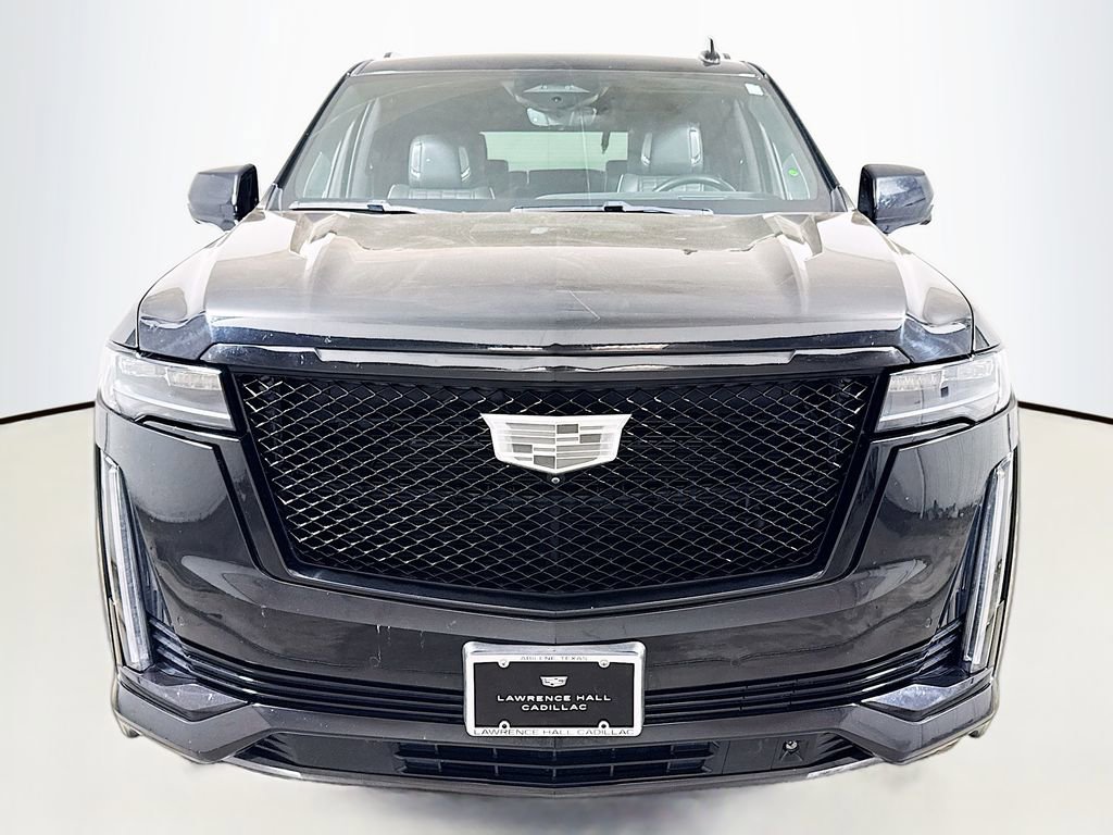 Used 2022 Cadillac Escalade Sport Platinum w/ Heavy-Duty Trailer Package image 2