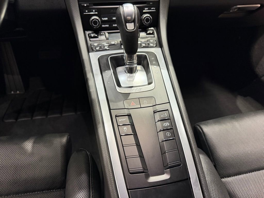 Used 2019 Porsche 718 Cayman RWD image 35