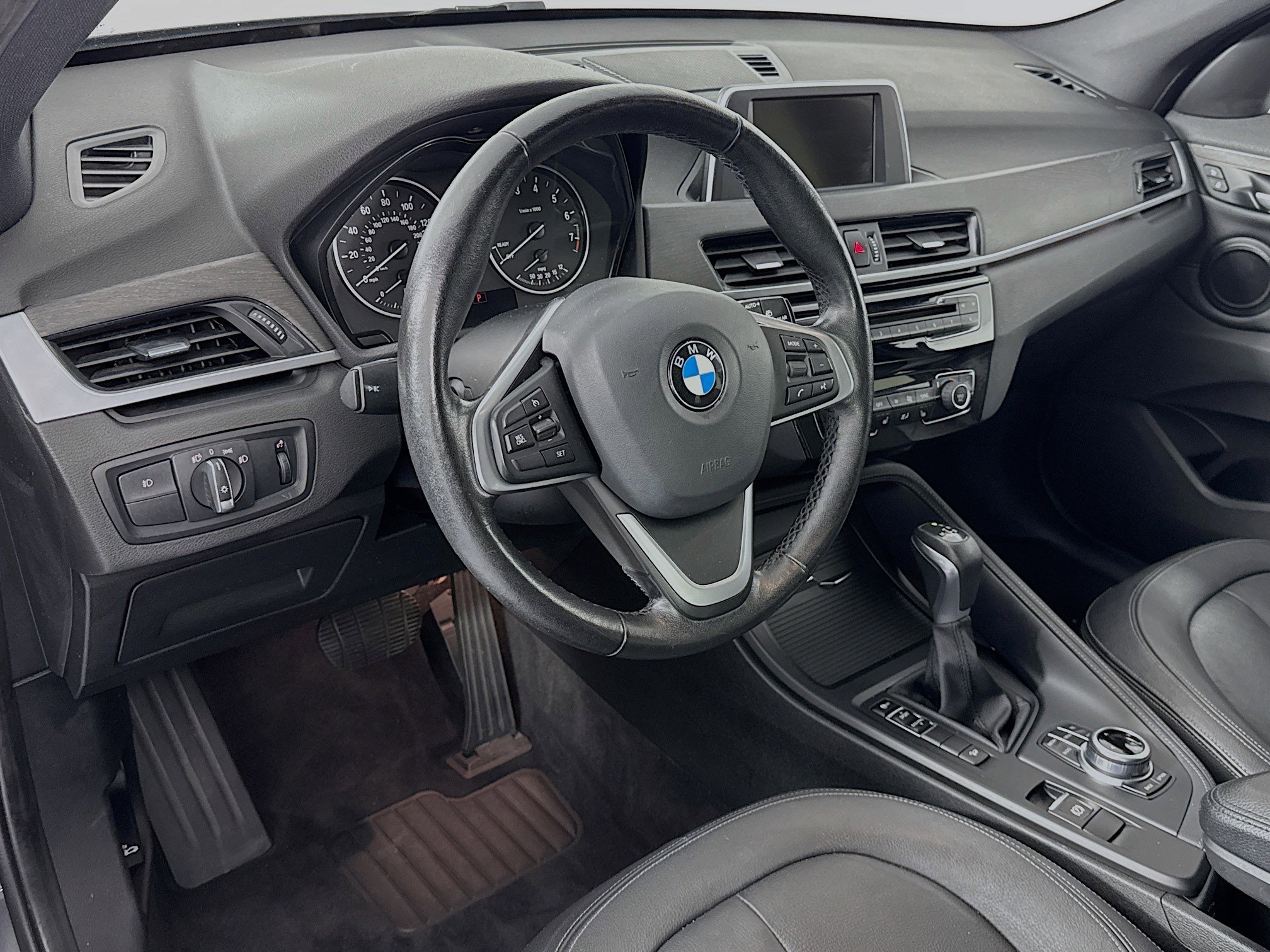 Used 2017 BMW X1 xDrive28i AWD/4WD image 9