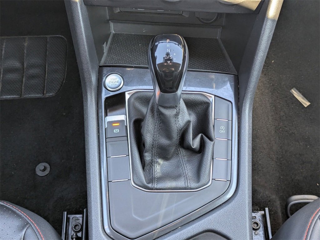 Used 2024 Volkswagen Tiguan SE image 26