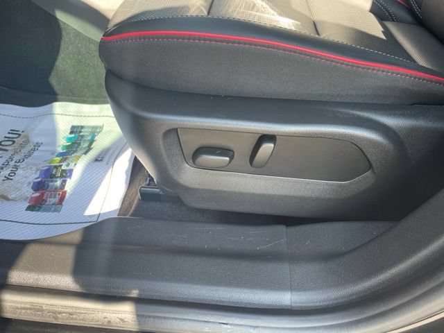 Used 2023 Buick Envision Essence w/ Sport Touring Package AWD/4WD image 30