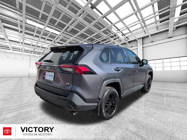 Used 2023 Toyota RAV4 LE FWD image 4